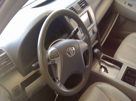 2010 TOYOTA CAMRY, SILVER, LE, 2.5L, AT,    Z25135